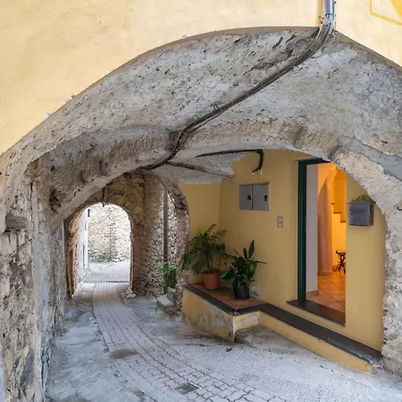 Tatil Evi Le Volte & Terrazzo - Ptb192 By Interhome