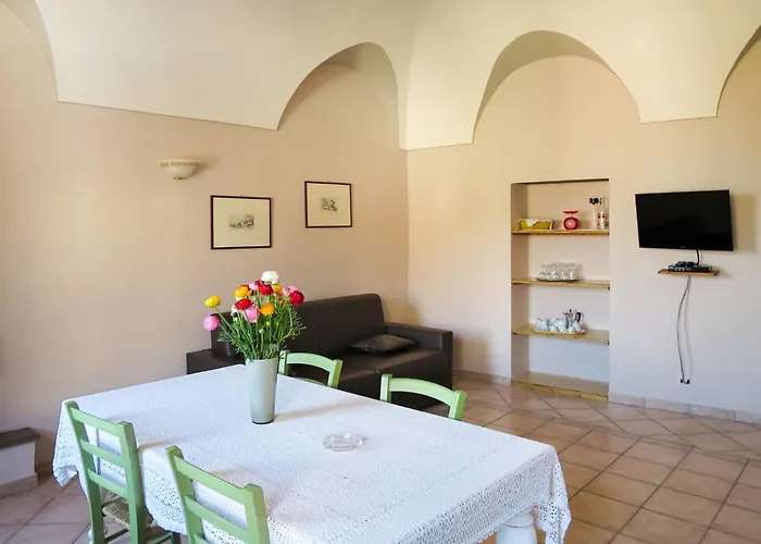 Semesterbostad Le Volte & Terrazzo - Ptb192 By Interhome